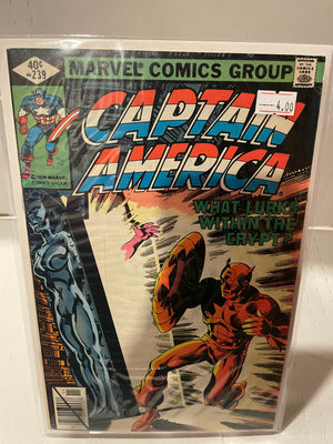 Captain America (Issue 239)