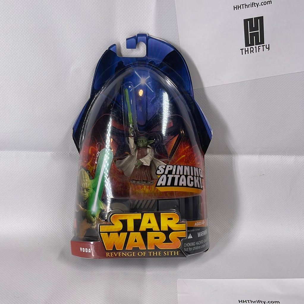 Star Wars: Revenge of the Sith Yoda Spinning Attack Action Figure